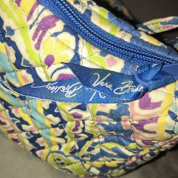 Vera Bradley Small Adjustable Strap Crossbody - Picture 5 of 7